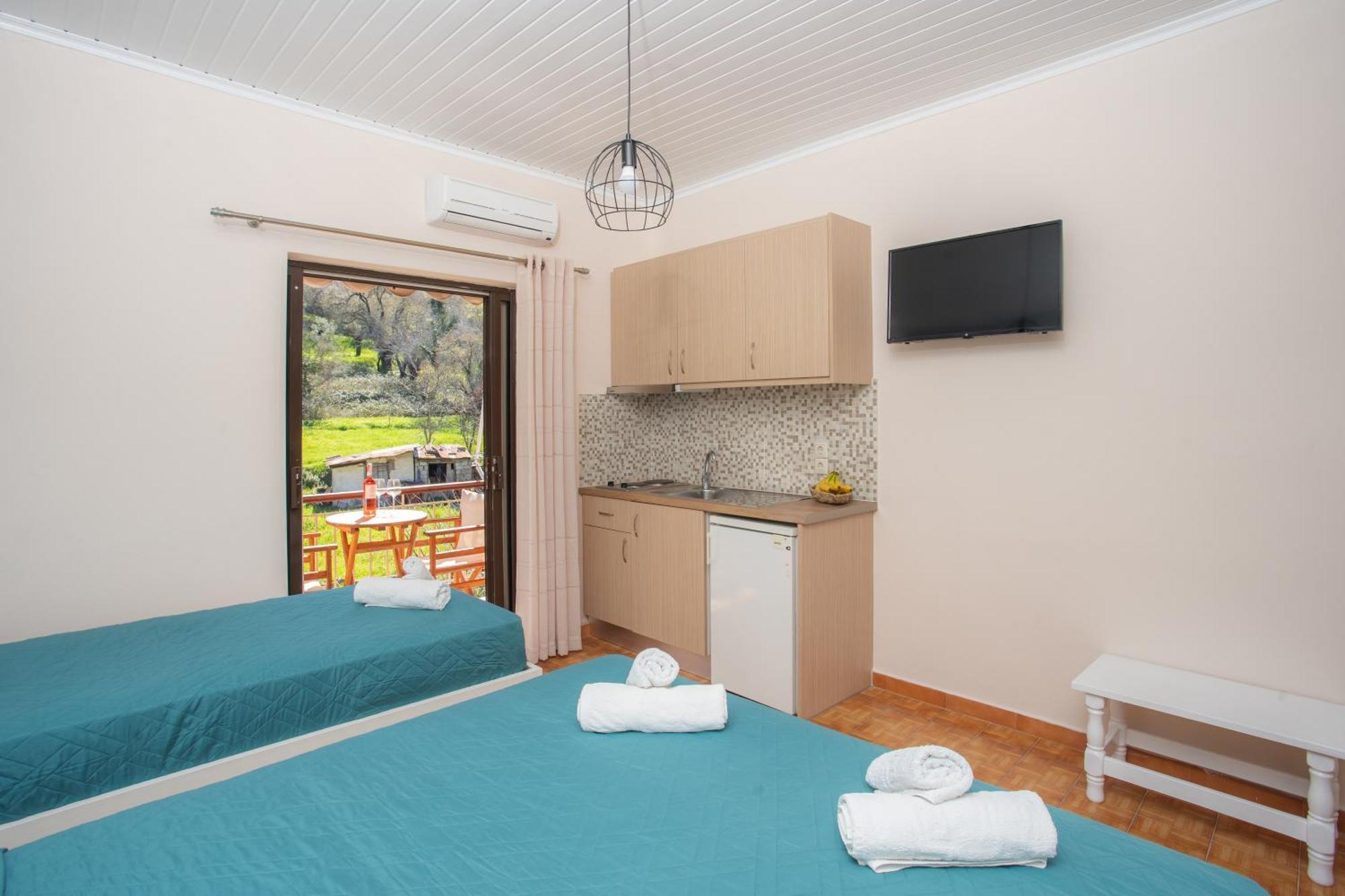Eros Appartments Kalamitsi  Luaran gambar