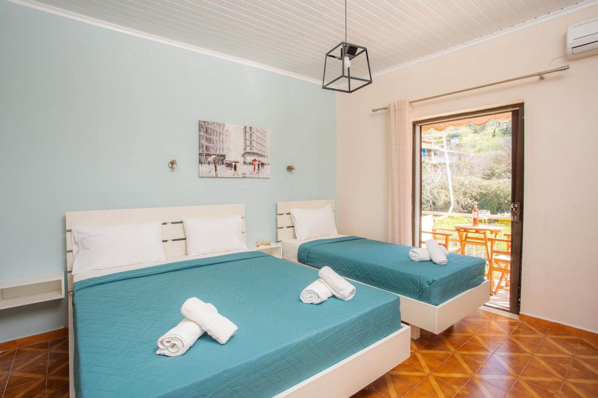 Eros Appartments Kalamitsi  Luaran gambar