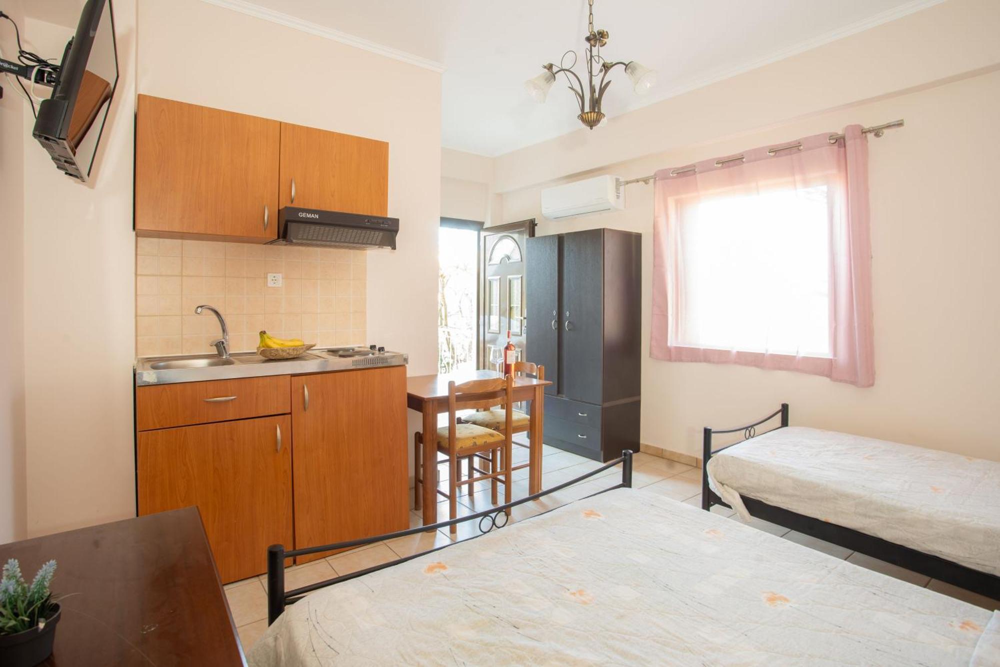 Eros Appartments Kalamitsi  Bilik gambar